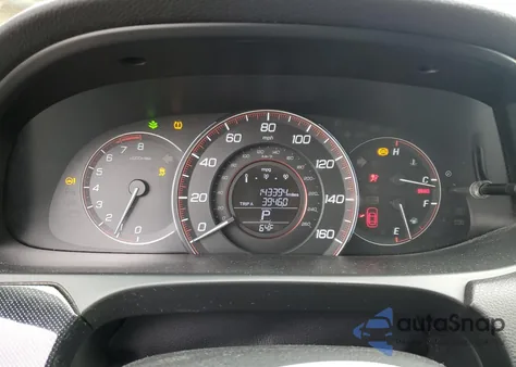 2015 Honda Accord Sport z USA, uszkodzony, nr VIN 1HGCR2F5XFA139817